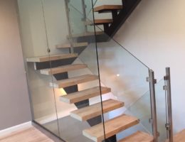 GLASS RAILING